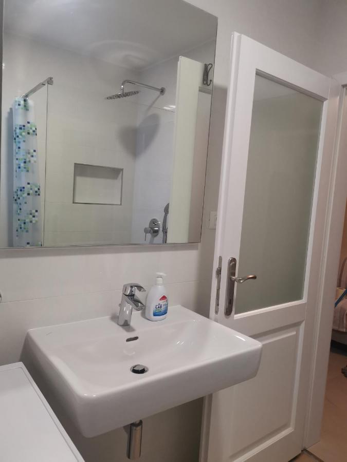 Apartment Rita 1 Ровинь Экстерьер фото