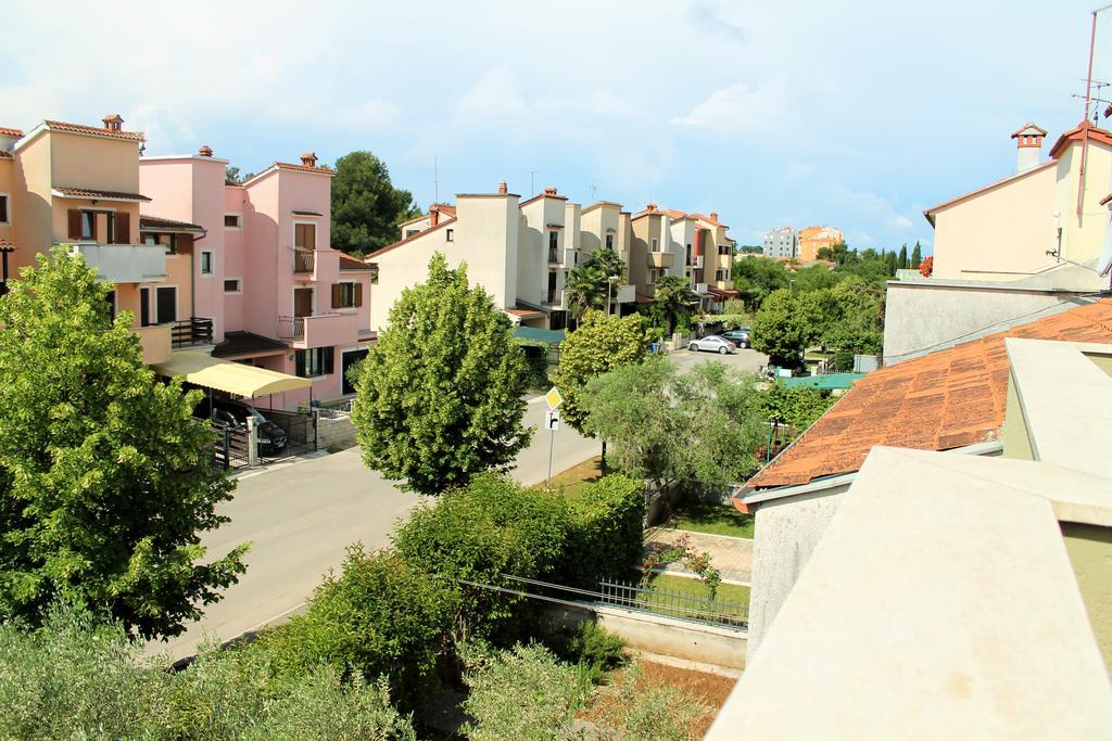 Apartment Rita 1 Ровинь Экстерьер фото