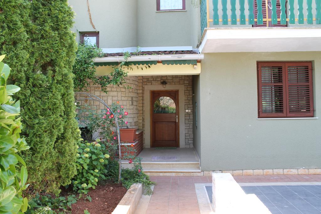 Apartment Rita 1 Ровинь Экстерьер фото