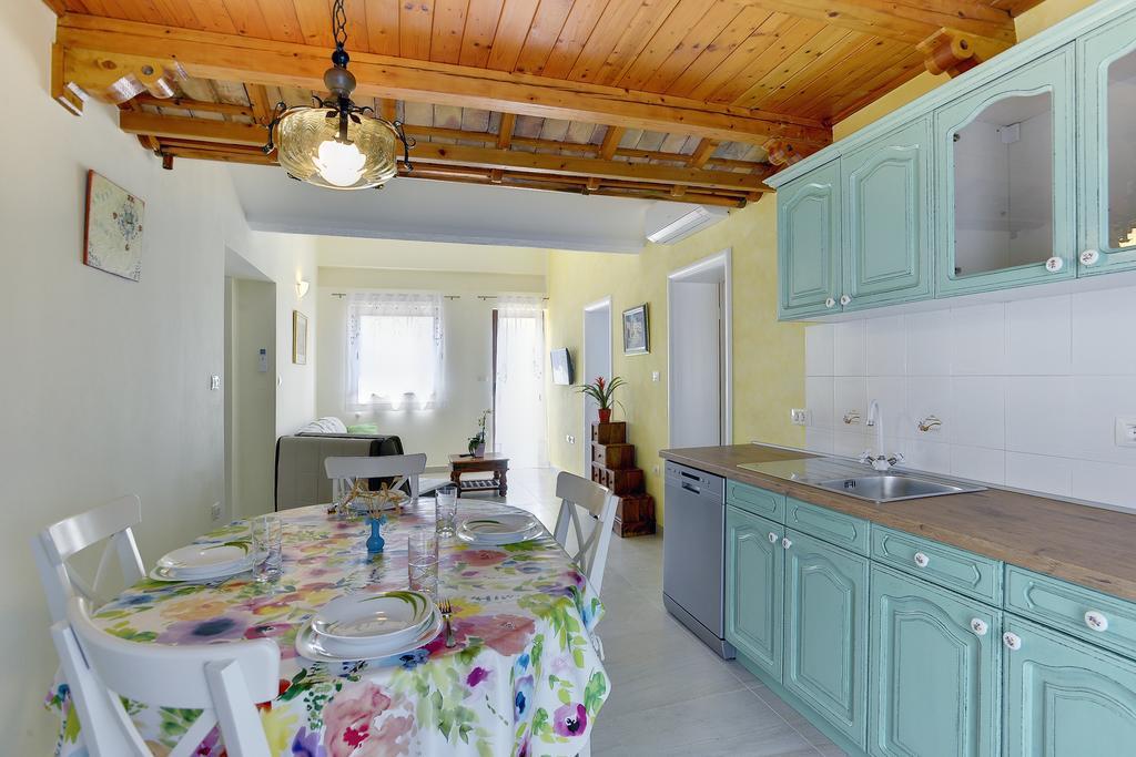 Apartment Rita 1 Ровинь Экстерьер фото